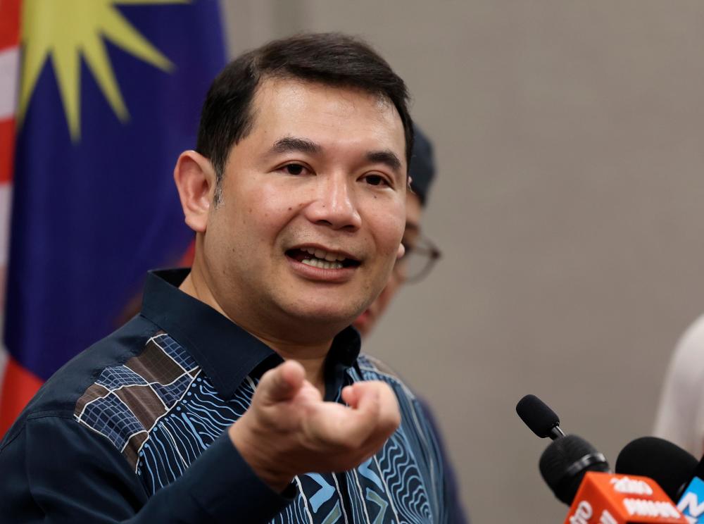 Rafizi rancang podcast YBM bermula 8 Jan 2024 Rafizi rancang podcast YBM bermula 8 Jan 2024