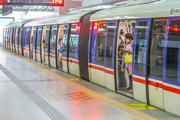 Rapid_Rail_clarifies_LRT_train_withdrawal_as_standard_safety_procedure Rapid Rail clarifies LRT train withdrawal as standard safety procedure