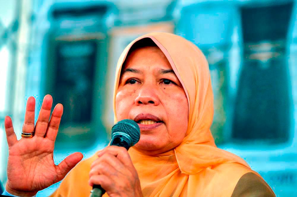Rayuan Zuraida terhadap perintah bayar RM10 juta kepada PKR didengar 1 Julai tahun depan