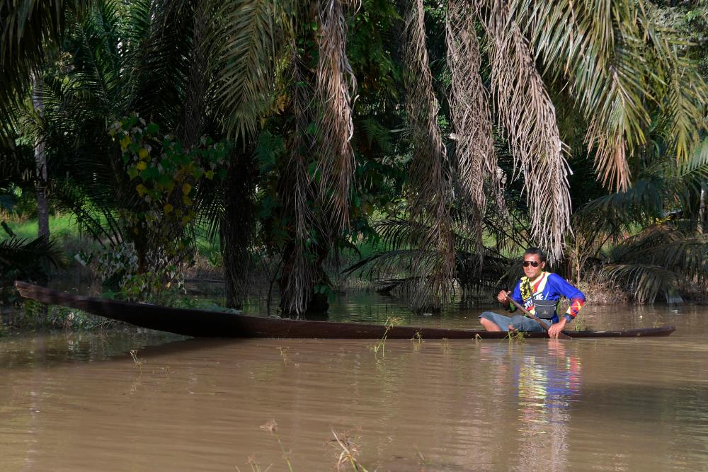 Residents in flood-hit Batu Pahat told to be alert for rise in water level due to high tide phenomenon