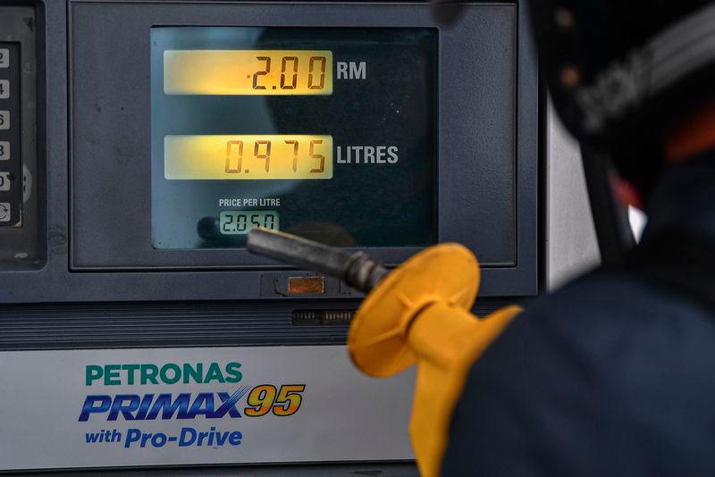 Retail prices of RON97, RON95 and diesel remain unchanged
