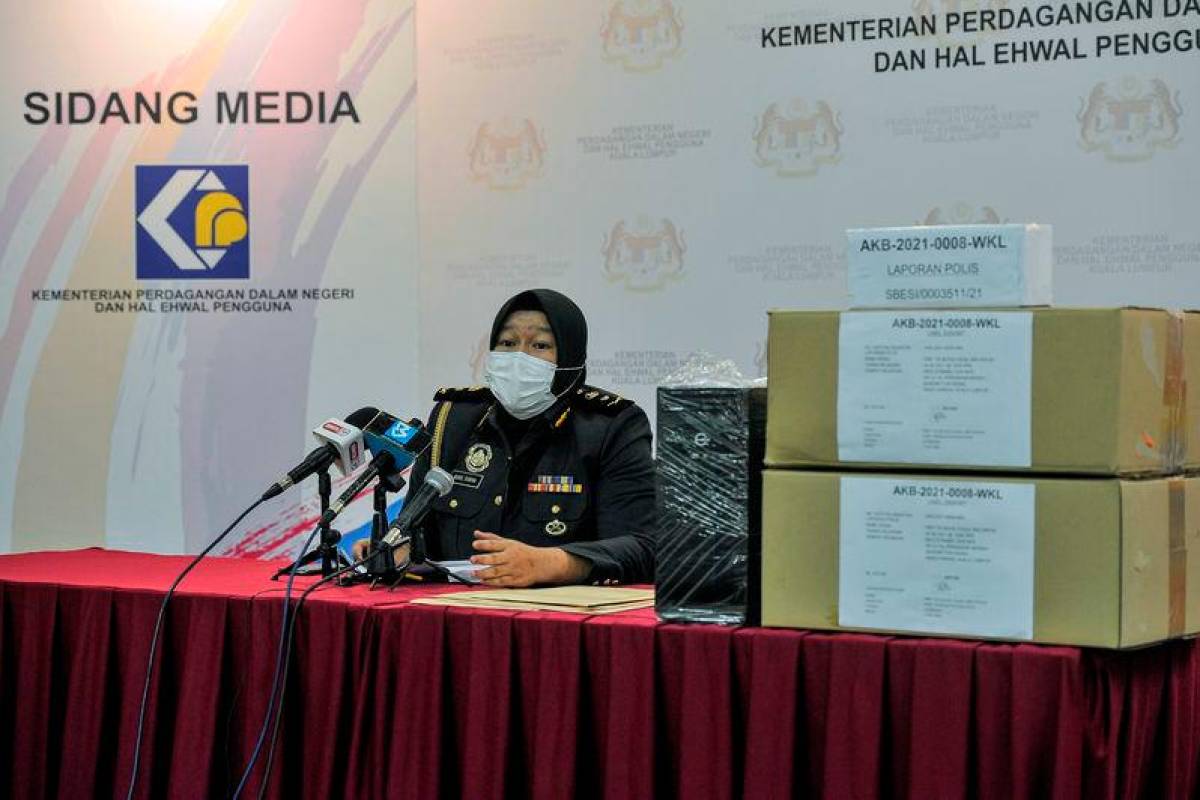 Retail shops in Segambut raided after viral complaints about foreigners
