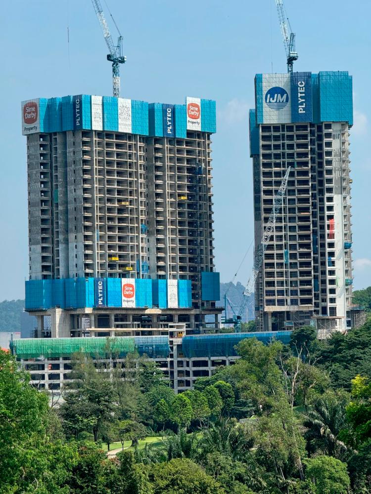 Ringgit dibuka tinggi berbanding dolar AS