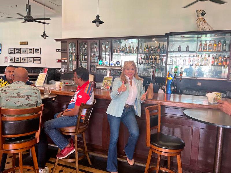 Royal Selangor Club ends Long Bar’s no-women rule after 139 years