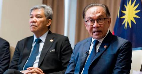 Russia can tap on Malaysia’s strength as global leader in Islamic finance - PM Anwar Russia can tap on Malaysia’s strength as global leader in Islamic finance - PM Anwar