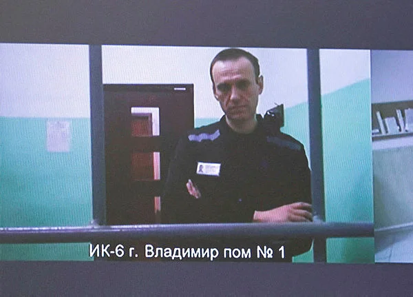 Russia_demands_proof_over_Navalny_poison_claims Russia demands proof over Navalny poison claims