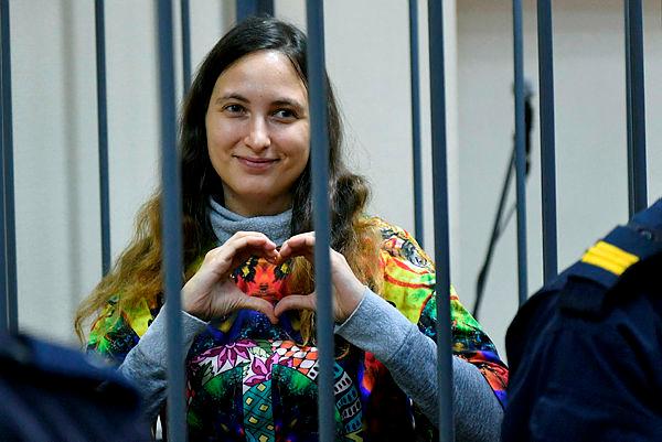 Russian doctors urge Putin to free ailing anti-war activist Russian doctors urge Putin to free ailing anti-war activist