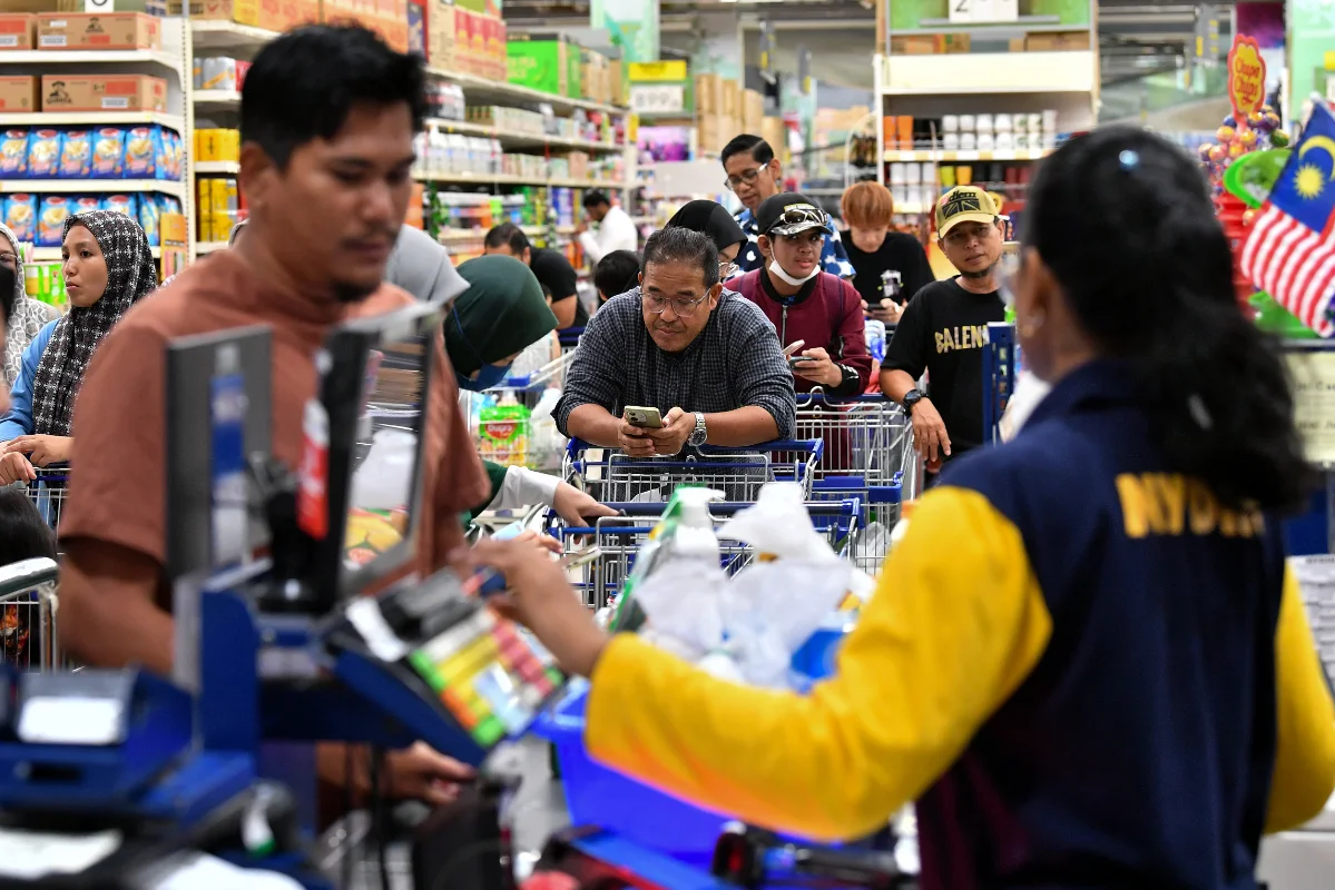 SARA_aid_sees_8_1_million_redemptions__RM780_million_spent