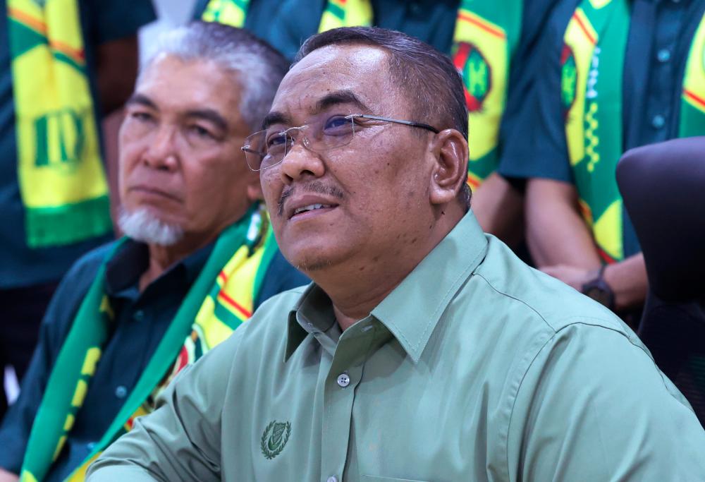 Sanusi: Water tariff revision will provide financial relief to Kedah Sanusi: Water tariff revision will provide financial relief to Kedah