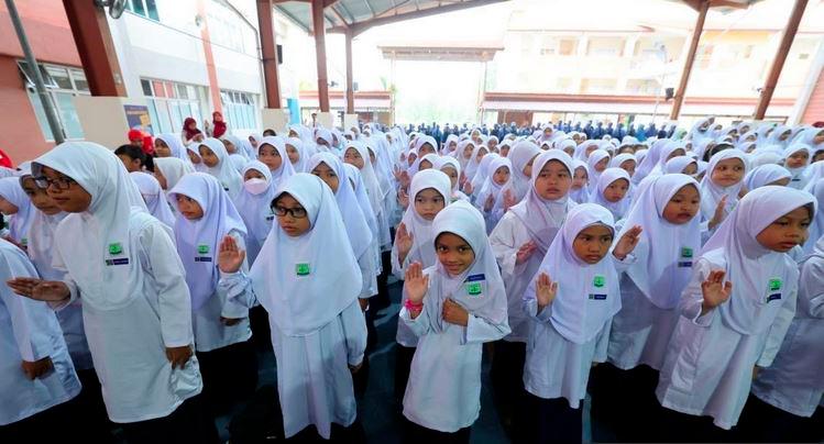 Sarawak to incorporate agreed education autonomy into regulations Sarawak to incorporate agreed education autonomy into regulations