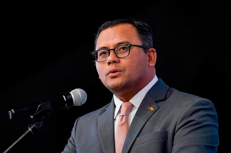 Selangor People’s Tuition Programme to be expanded to improve literacy, numeracy - MB Selangor People’s Tuition Programme to be expanded to improve literacy, numeracy - MB