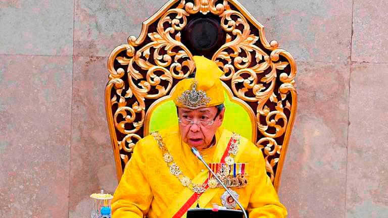 Selangor Sultan: Stop issuing fatwa irresponsibly 