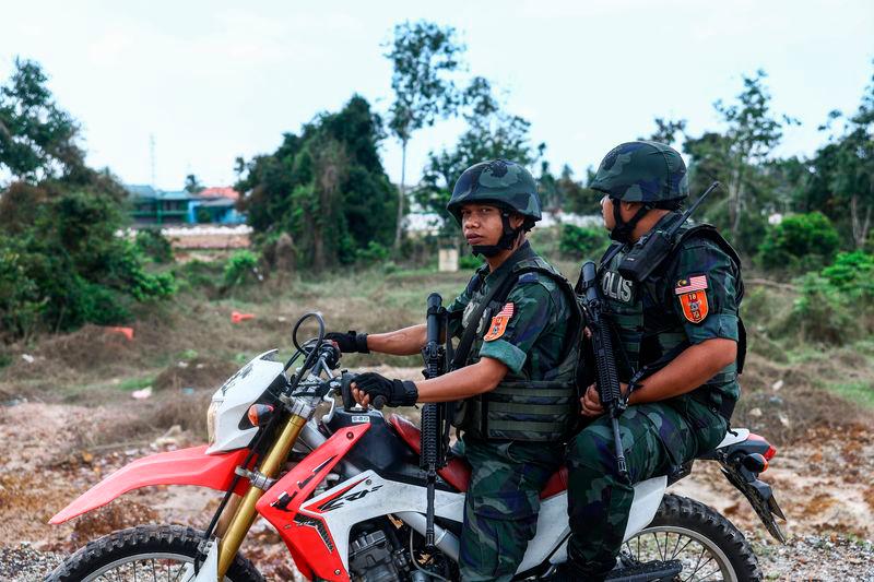 Senoi Praaq step up with boat, motorcycle patrols on Malaysia-Thai border Senoi Praaq step up with boat, motorcycle patrols on Malaysia-Thai border