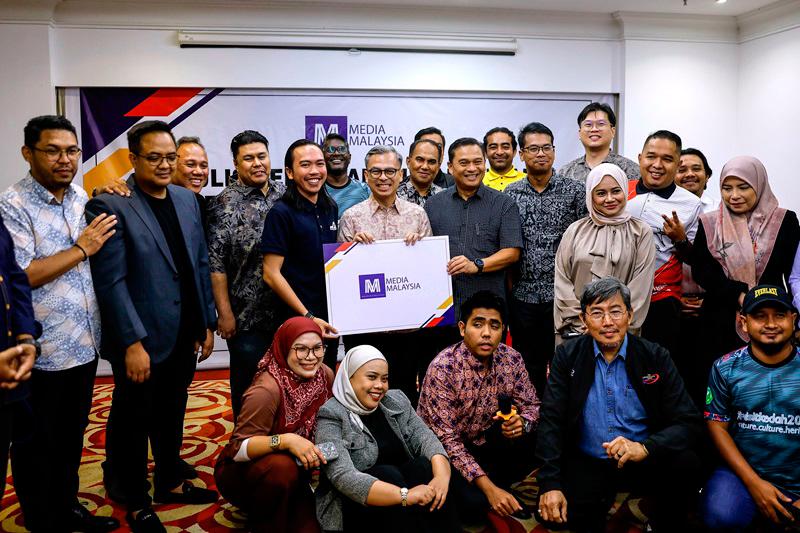 Sg Bakap polls: UMNO machinery doing well in campaign - Ahmad Sg Bakap polls: UMNO machinery doing well in campaign - Ahmad