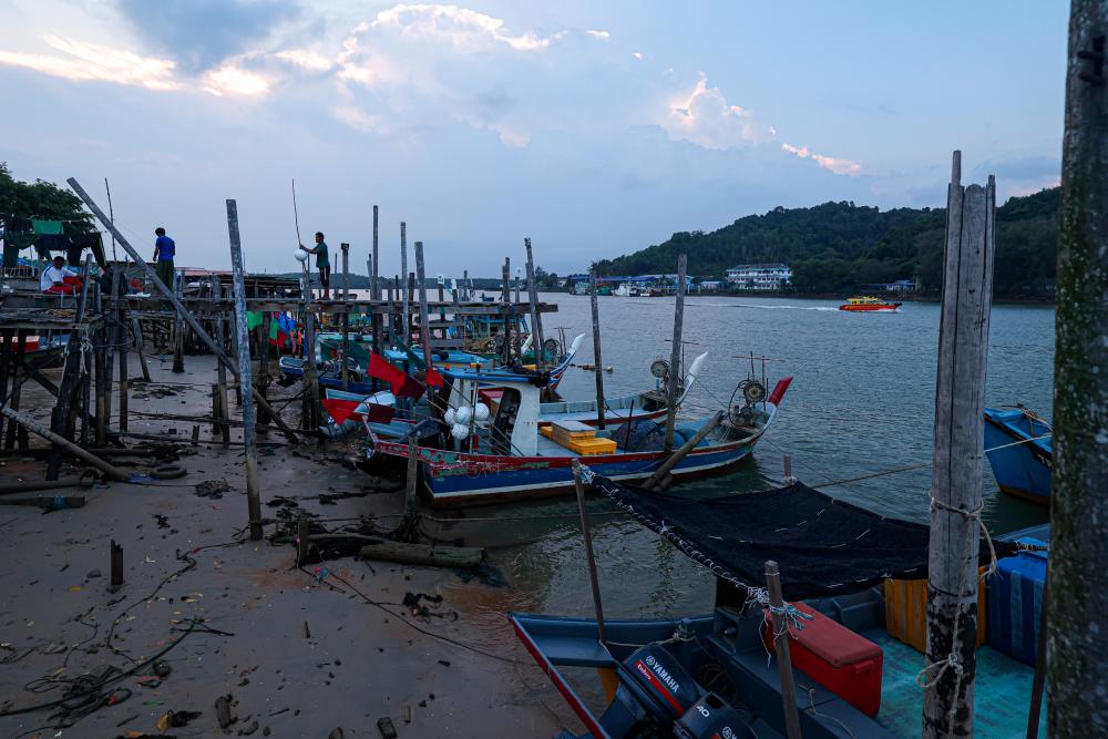 Sistem AP perlu dikekalkan untuk sokong industri tempatan: Tengku Zafrul Sistem AP perlu dikekalkan untuk sokong industri tempatan: Tengku Zafrul