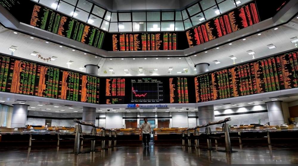 Statutory funds should opt for diverse investments: Economist
