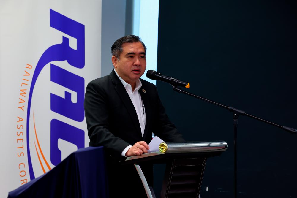 Stesen komuter mesti dilengkapi lif, fasa pertama fokus stesen besar Stesen komuter mesti dilengkapi lif, fasa pertama fokus stesen besar