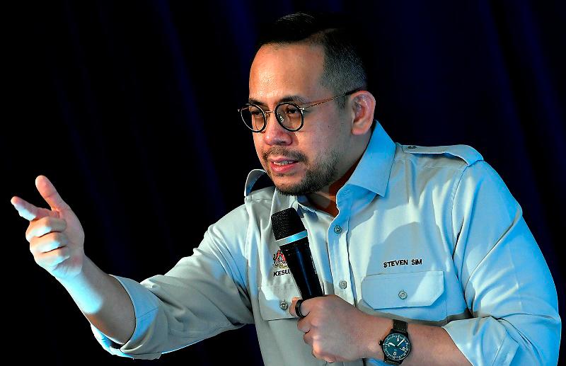Steven Sim to lead Malaysian delegation to Int’l Labour Conference in Geneva Steven Sim to lead Malaysian delegation to Int’l Labour Conference in Geneva