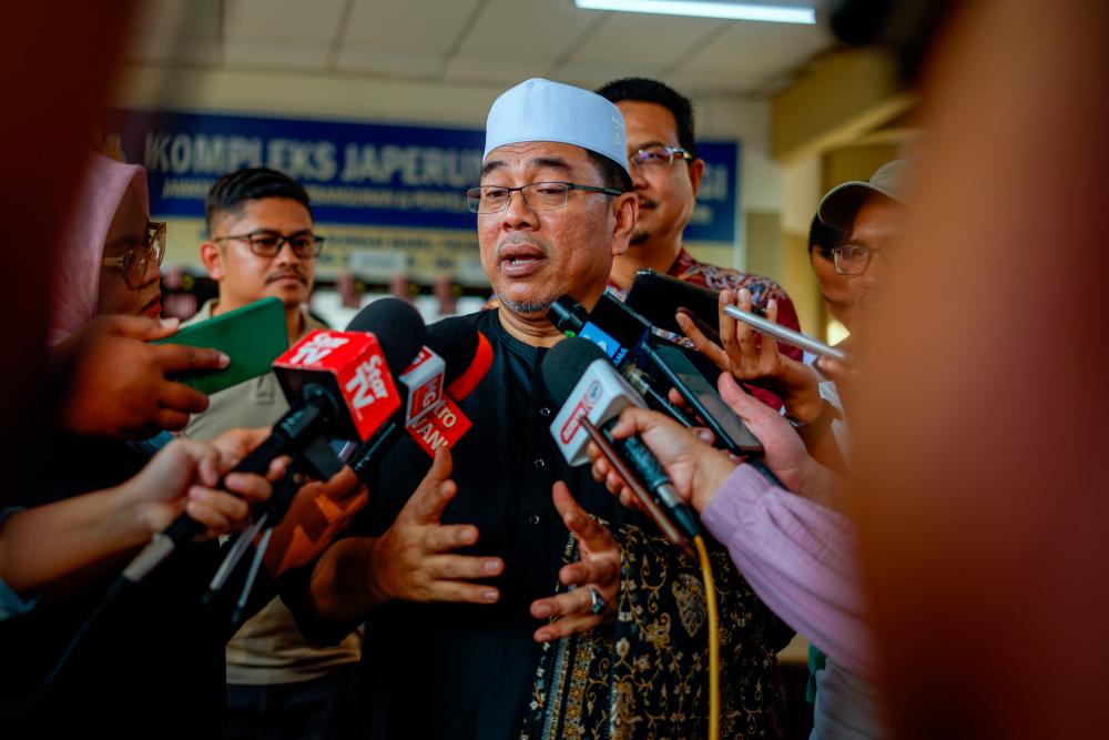 Sulaiman calls on people to support new leadership of Malacca Govt Sulaiman calls on people to support new leadership of Malacca Govt