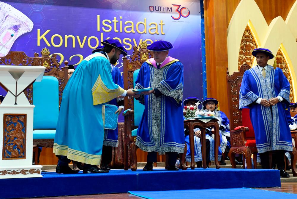 Sultan Ibrahim conferred honorary PHD by UTHM