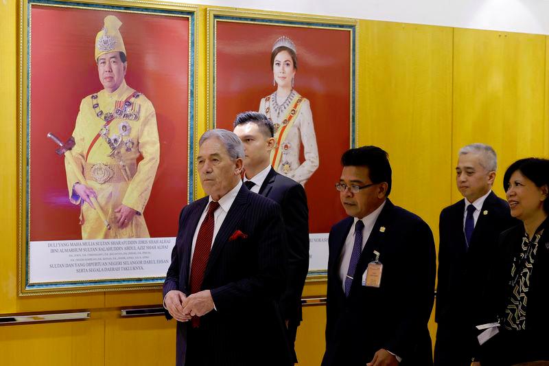 TPM NZ Winston Peters tiba untuk lawatan kerja empat hari ke Malaysia TPM NZ Winston Peters tiba untuk lawatan kerja empat hari ke Malaysia
