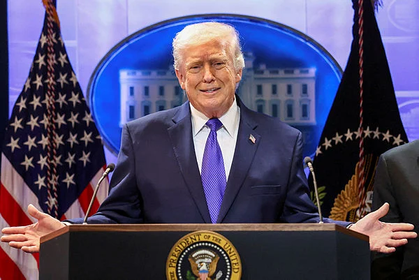 US Supreme Court strikes down Trump's global tariffs
