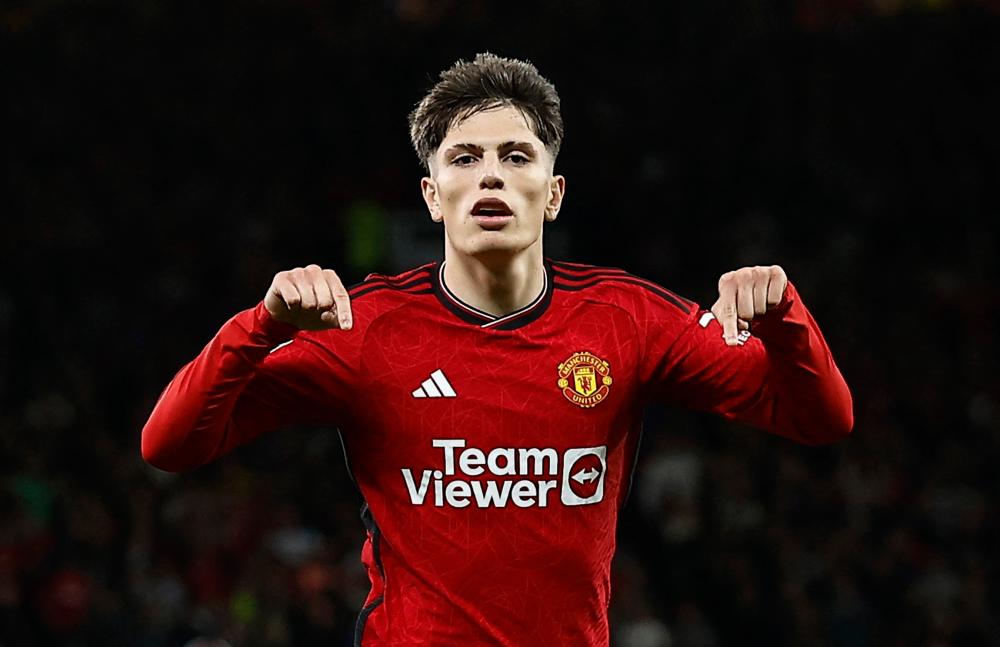 Ten Hag demands more from Garnacho
