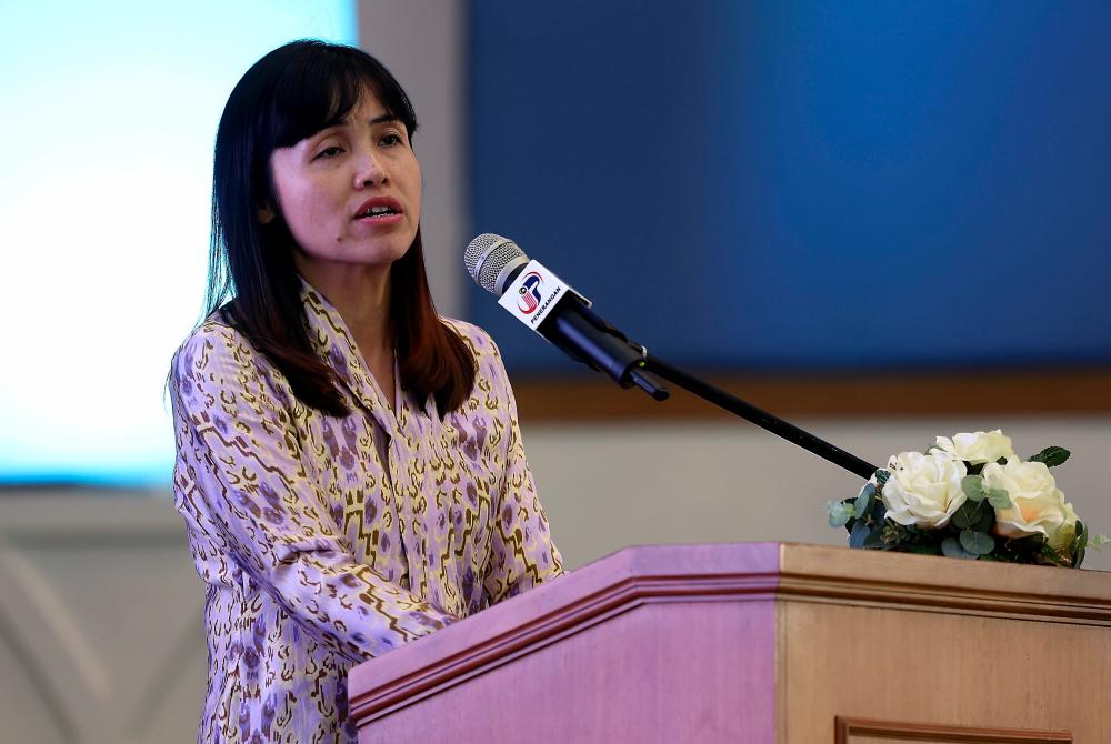 Teo Nie Ching: Keperluan media berpartisan peroleh kad media JaPen perlu diteliti 