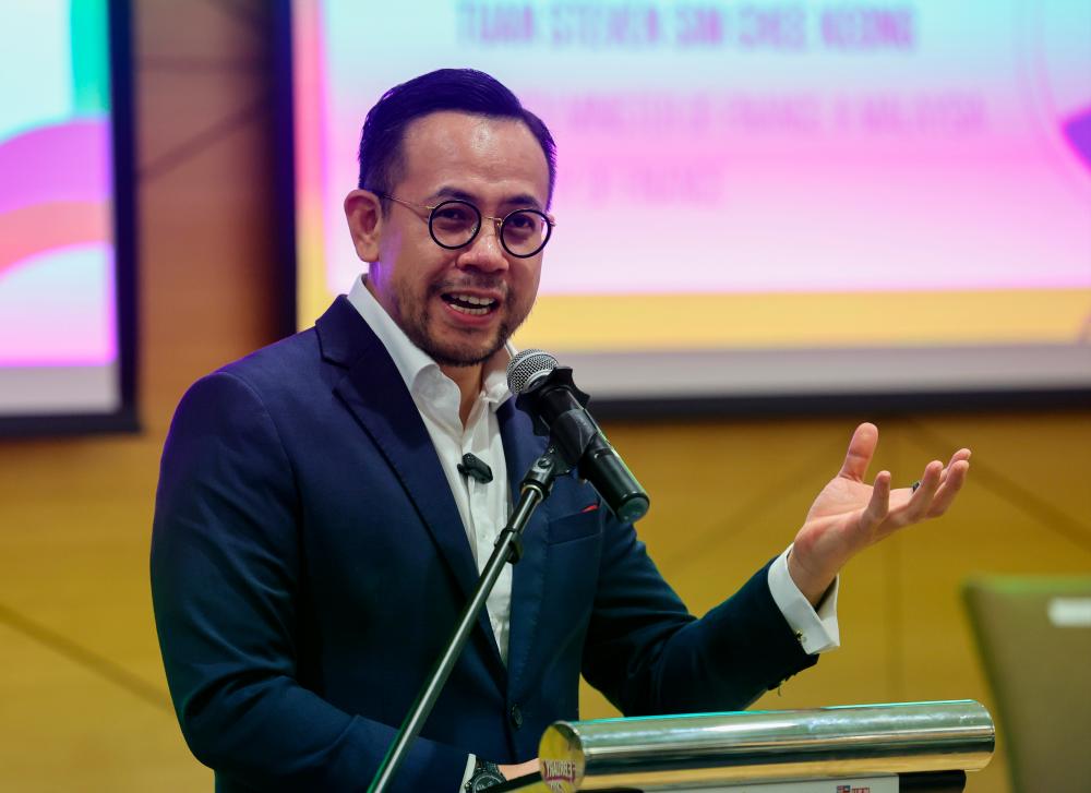T’ganu gov’t rewards world MiniGP champion Qabil Irfan with RM15,000 incentive T’ganu gov’t rewards world MiniGP champion Qabil Irfan with RM15,000 incentive