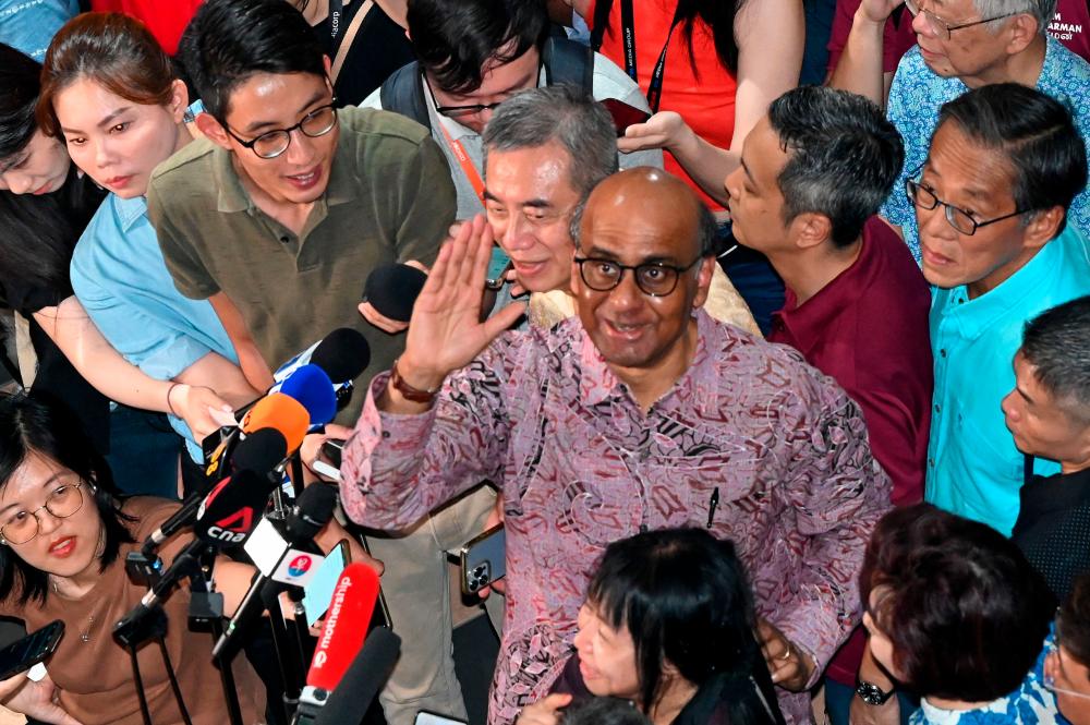 Tharman sworn in as Singapore’s ninth president