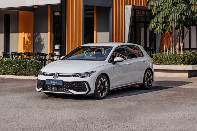 2026 Volkswagen Golf R-Line Mk8.5 priced from RM 180k in Malaysia, 1.5L mild hybrid, 150hp/250 Nm