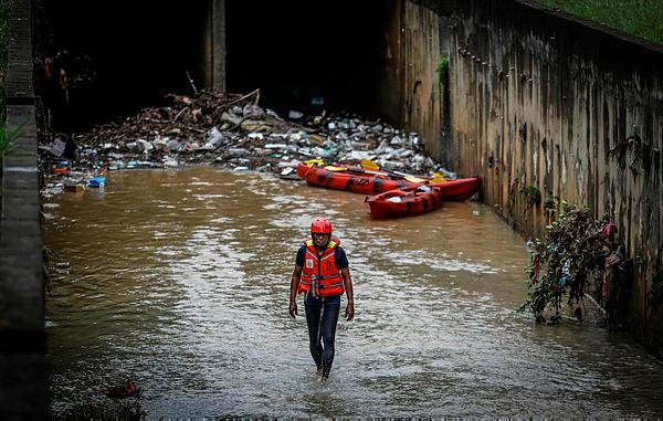 Three children drown in Kudat construction site pond Three children drown in Kudat construction site pond