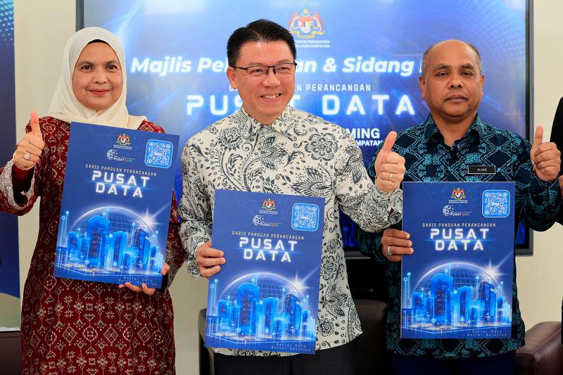Tiada keperluan henti pelaksanaan minggu orientasi - Zambry Tiada keperluan henti pelaksanaan minggu orientasi - Zambry