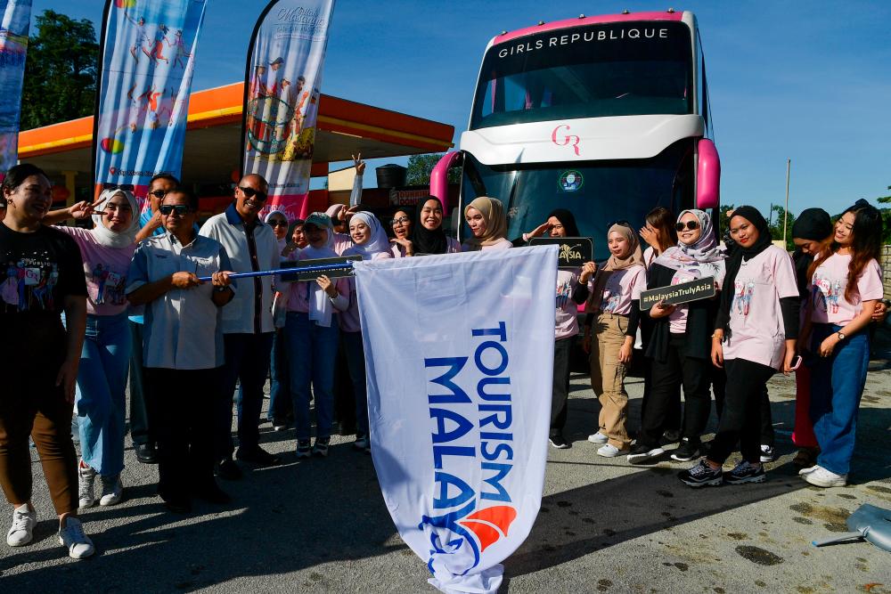 Tourism Malaysia, The Girls Republique to promote tourism in Kelantan, Pahang Tourism Malaysia, The Girls Republique to promote tourism in Kelantan, Pahang