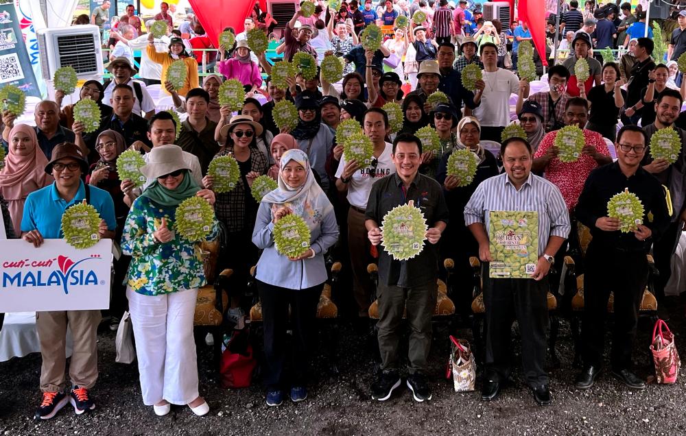 Tourism Malaysia targets foreign tourists’ participation to promote durian season 2023 Tourism Malaysia targets foreign tourists’ participation to promote durian season 2023