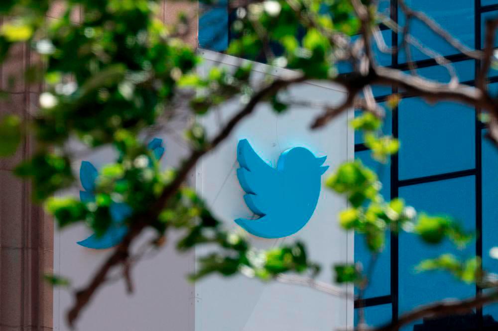 Twitter received 16,000 information requests from over 85 govts in 1st half of 2022 Twitter received 16,000 information requests from over 85 govts in 1st half of 2022