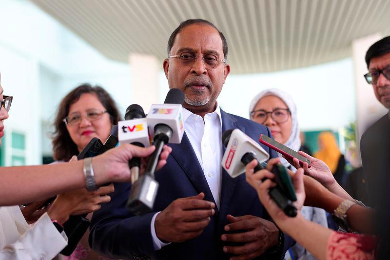 UM dijangka tawar kursus pakar kardiotorasik Oktober ini - Zambry UM dijangka tawar kursus pakar kardiotorasik Oktober ini - Zambry