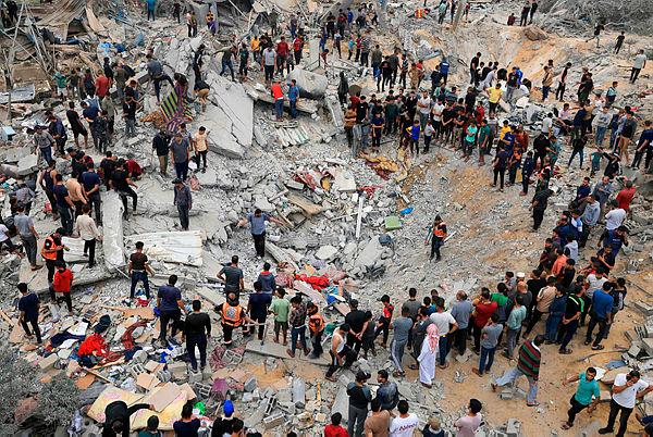 UN workers across Asia observe moment of silence, lower flags to honour fallen colleagues in Gaza UN workers across Asia observe moment of silence, lower flags to honour fallen colleagues in Gaza