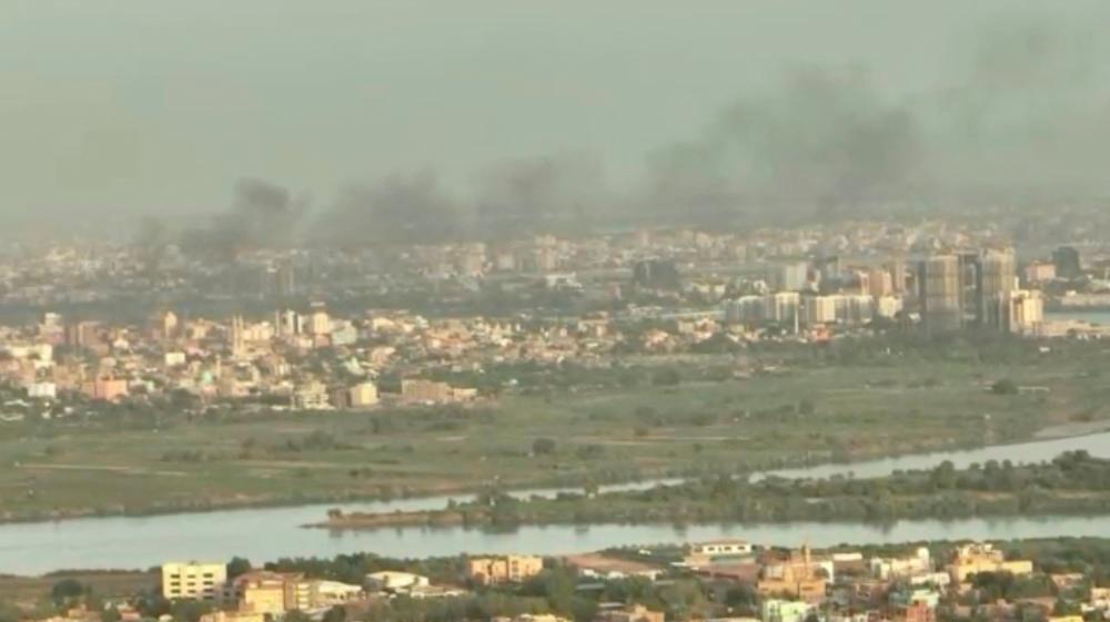 US and France evacuate citizens to escape Sudan battles