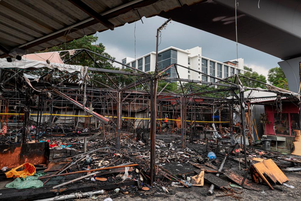 Uptown Kota Damansara fire witness describes hearing loud explosion Uptown Kota Damansara fire witness describes hearing loud explosion