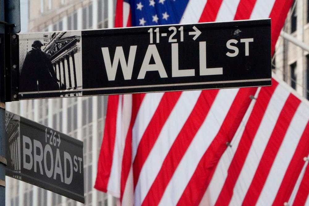 Wall Street closes sharply lower as abrupt sell-off snaps rally Wall Street closes sharply lower as abrupt sell-off snaps rally