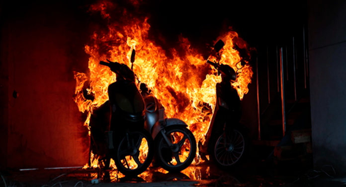 Warehouse Storing EV Batteries Burns Down Warehouse Storing EV Batteries Burns Down