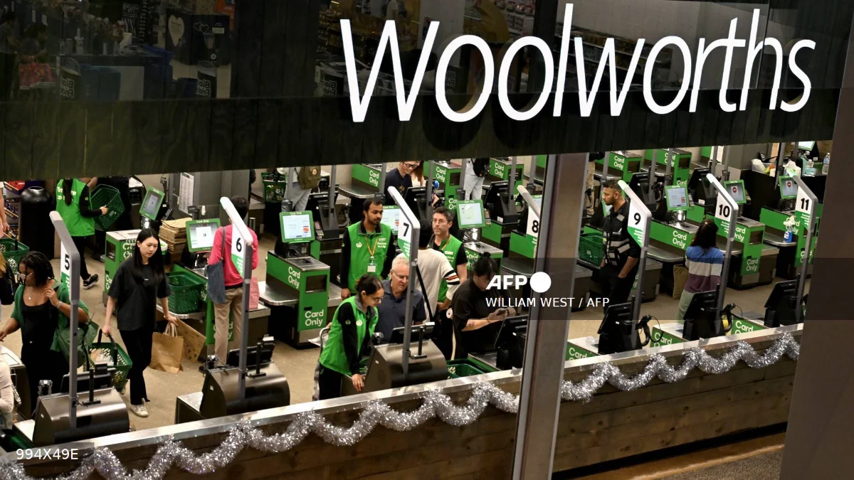 Woolworths_pulls_AI_script_after_assistant_s_odd_personal_stories Woolworths pulls AI script after assistant's odd personal stories