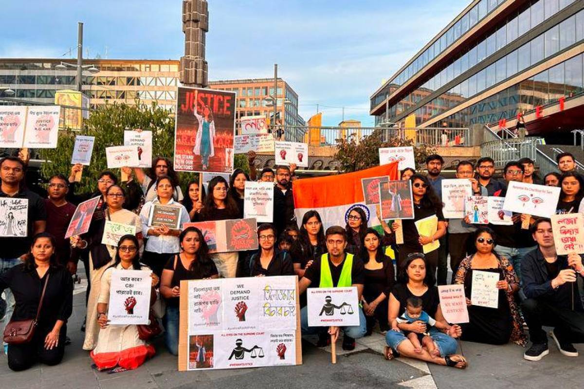 Worldwide protests held over Indian trainee medic's rape and death