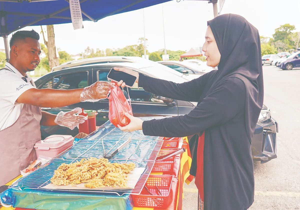 Young Malaysians embrace solo Ramadan, finding strength in solitude