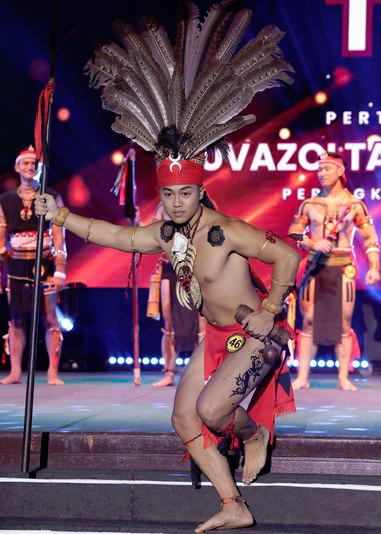 Youths showcase traditional musical talent at Kaamatan Festival Youths showcase traditional musical talent at Kaamatan Festival