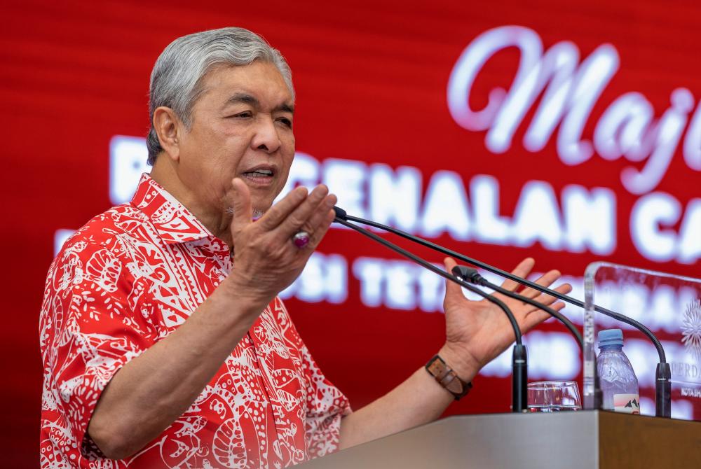 Zahid: Umno tetapkan tiga kriteria pilih calon PRN Kelantan Zahid: Umno tetapkan tiga kriteria pilih calon PRN Kelantan