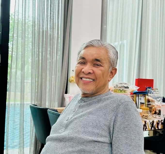 Zahid dalam tempoh berehat sebelum kembali bertugas Zahid dalam tempoh berehat sebelum kembali bertugas
