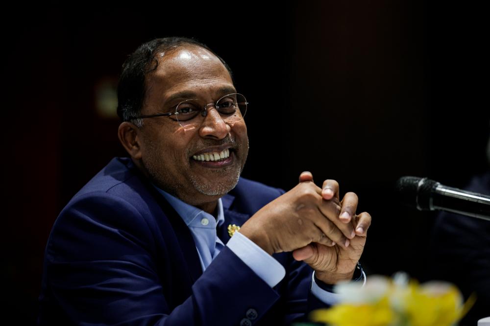 Zambry: Lawatan rasmi PM ke Vietnam mulai esok amat signifikan Zambry: Lawatan rasmi PM ke Vietnam mulai esok amat signifikan