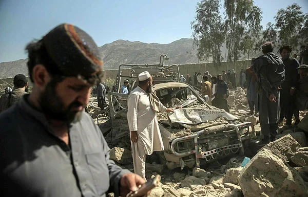 Afghans mourn villagers killed in Pakistani air strikes